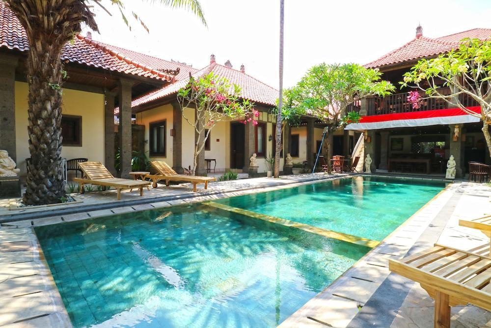 Puri Yuma Hotel Denpasar Extérieur photo