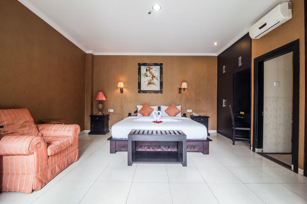 Puri Yuma Hotel Denpasar Extérieur photo