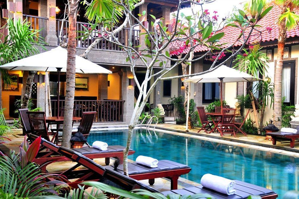 Puri Yuma Hotel Denpasar Extérieur photo