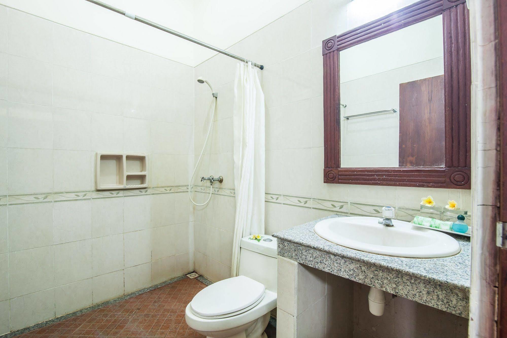 Puri Yuma Hotel Denpasar Extérieur photo