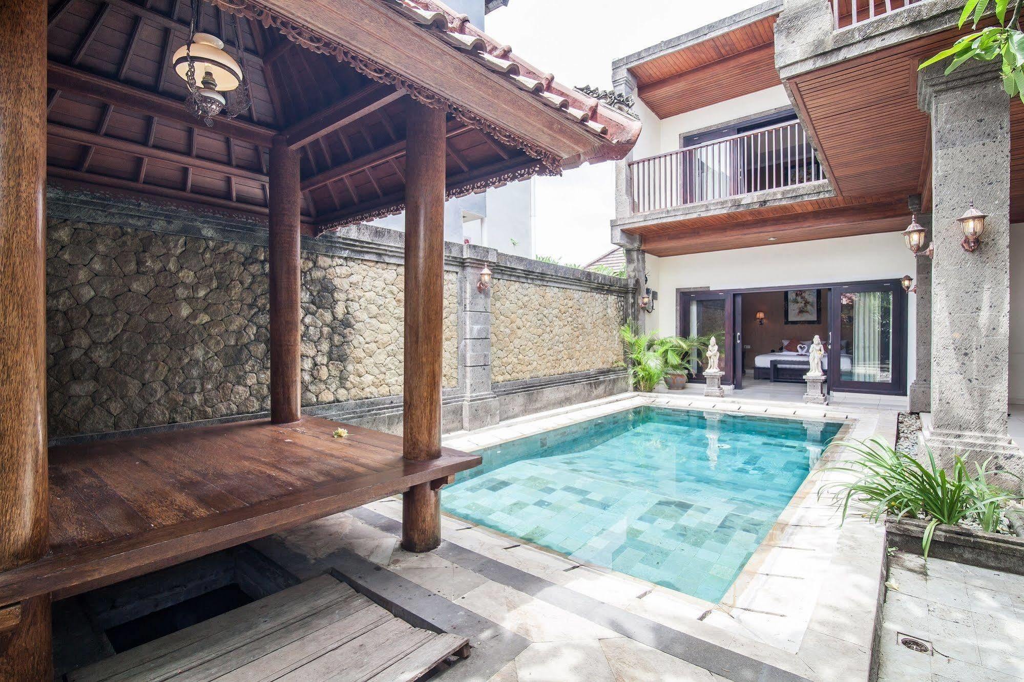 Puri Yuma Hotel Denpasar Extérieur photo